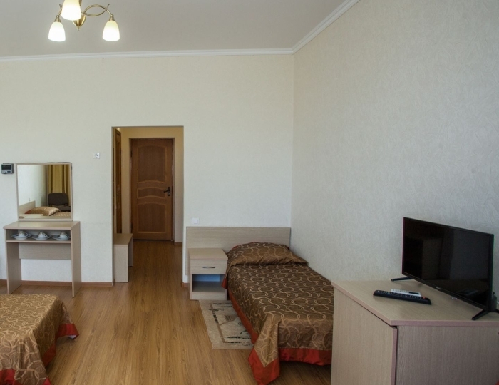 Комфорт 3 местный корпус 7 - Санаторий «Русь» Анапа